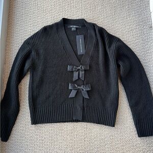 NWT French Connection Black Bow-Accent Women's Sweater